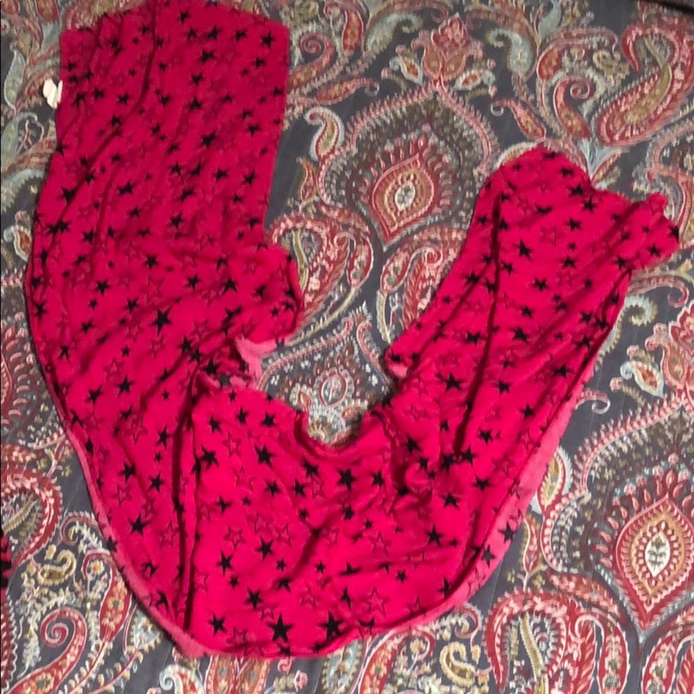 Pink & Black Star Scarf 🧣